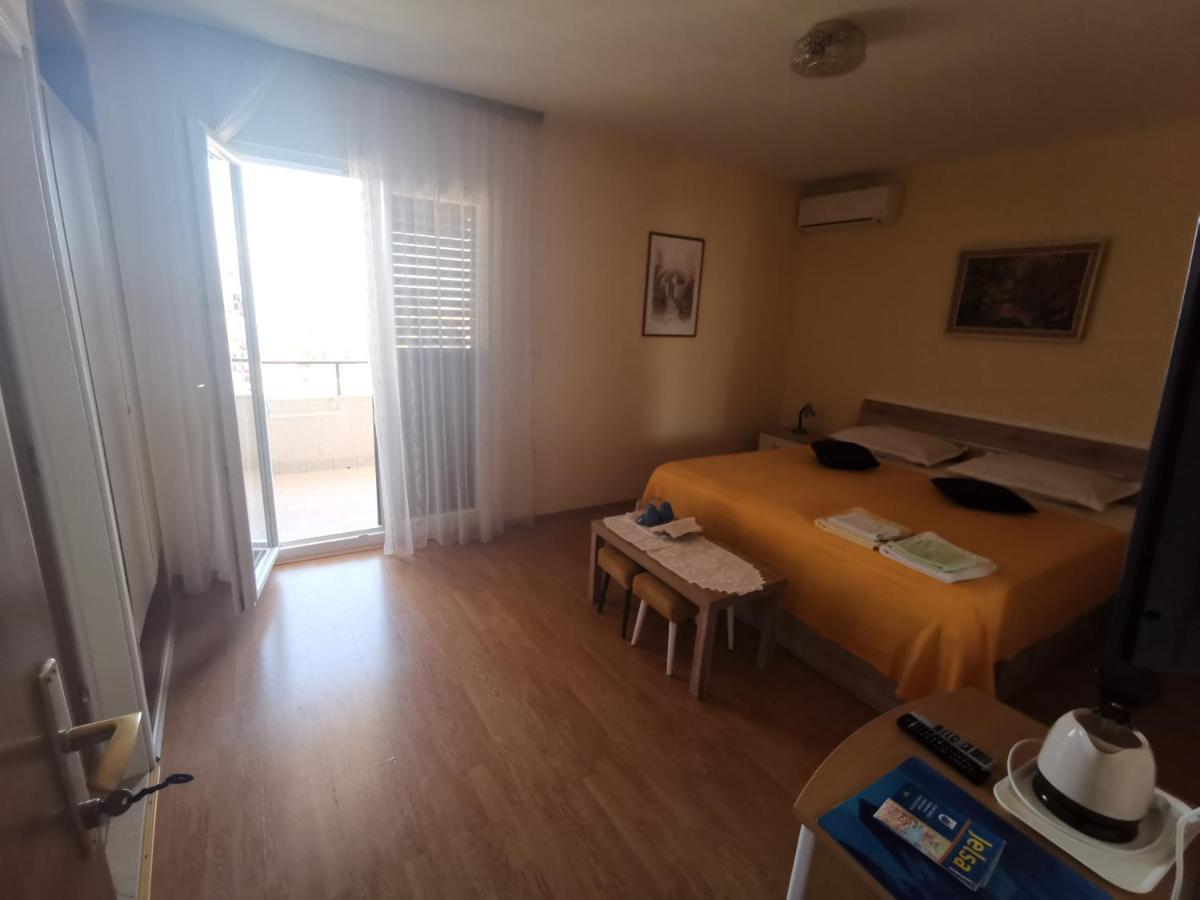 Guest House Jelsa Jelsa  Kültér fotó