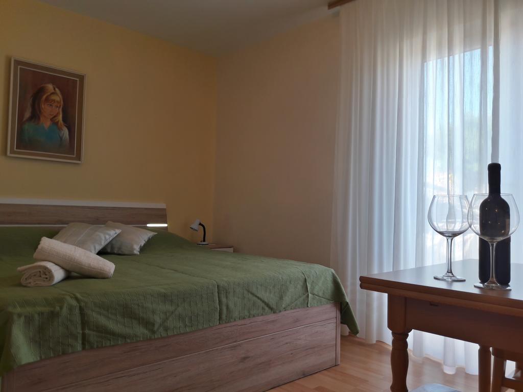 Guest House Jelsa Jelsa  Szoba fotó